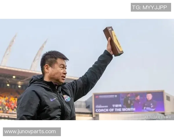 足球解说员背后的明星故事你不知道的那些事